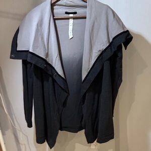 Lululemon Athletica dark/charcoal Gray sweater Jacket